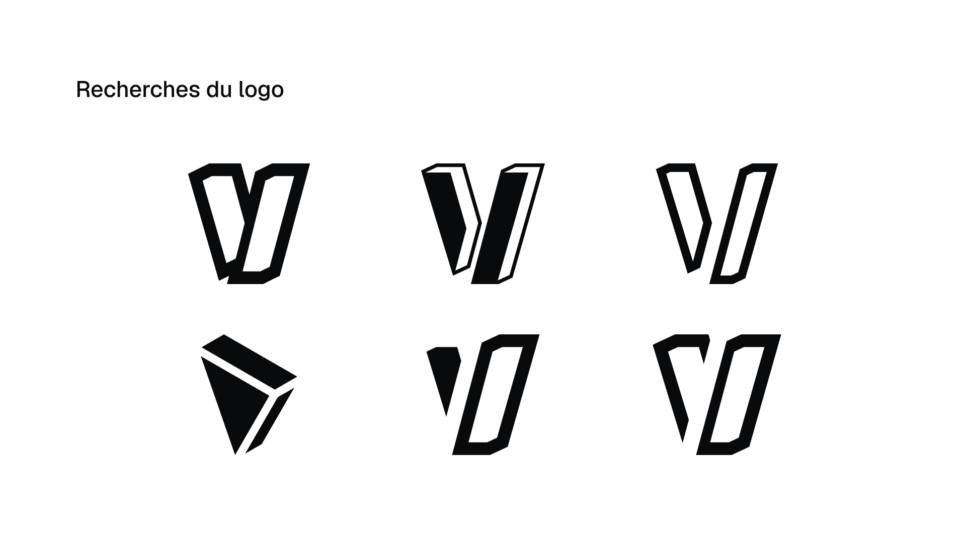 Planche de recherche vectorielle et itérations pour le monogramme Strive